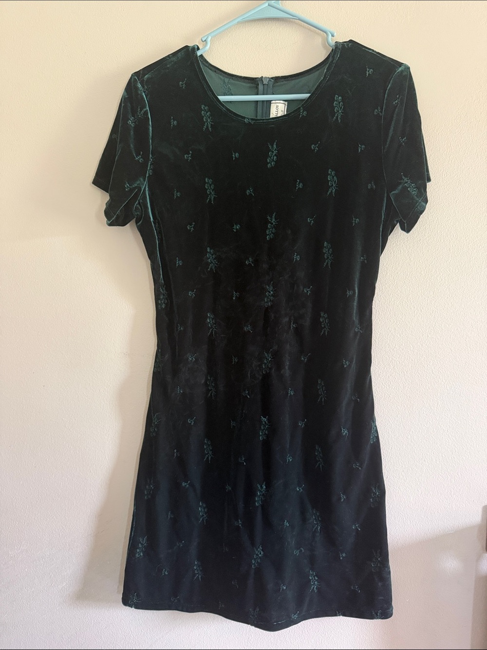 Molly Malloy Short Velvet Mini Dress in Emerald Green